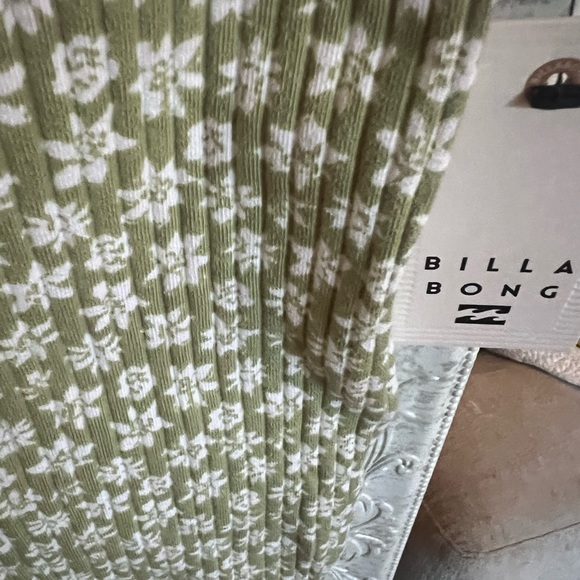 Brand new - Picture 2 of 3